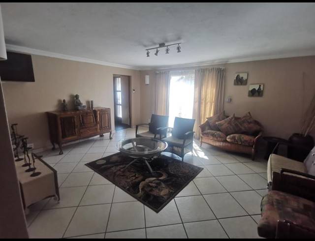 1 BEDROOM PROPERTY TO RENT IN WIERDA PARK